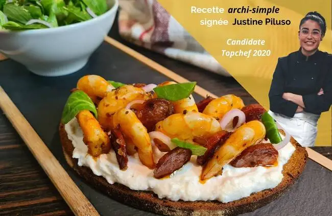 Recette Crevettes et chorizo poêlés - Tartines ricotta citronnée à la mâche, plaisir de cuisiner au quotidien.