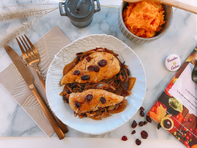 Recette Filet de poulet aux cranberries, purée de patates douces, plaisir de cuisiner au quotidien.
