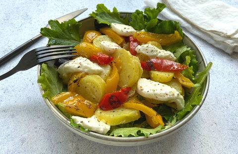 Recette de Salade de pommes de terre mozza-légumes confits