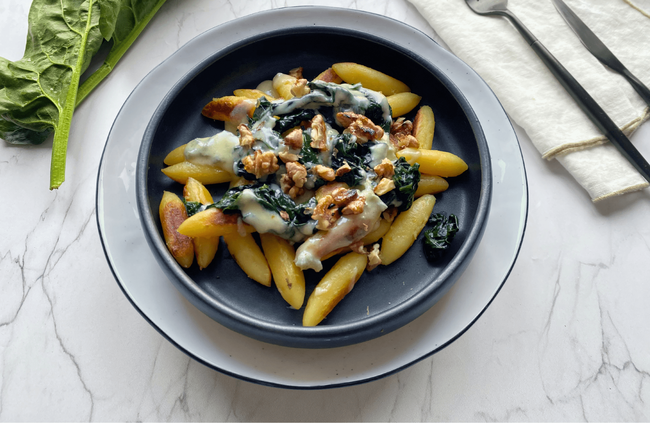 Recette Gnocchis au gorgonzola et aux noix caramélisées, plaisir de cuisiner au quotidien.
