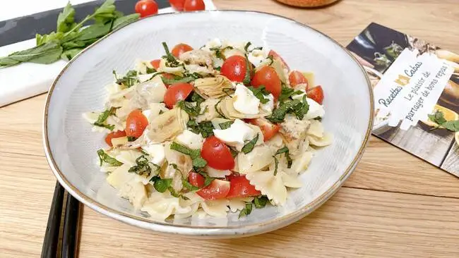Recette Salade de Farfalle aux artichauts, mozzarella et menthe, plaisir de cuisiner au quotidien.